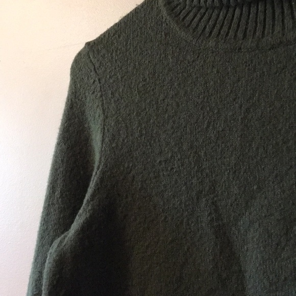 Turtle Neck Sweater - Picture 2 of 3